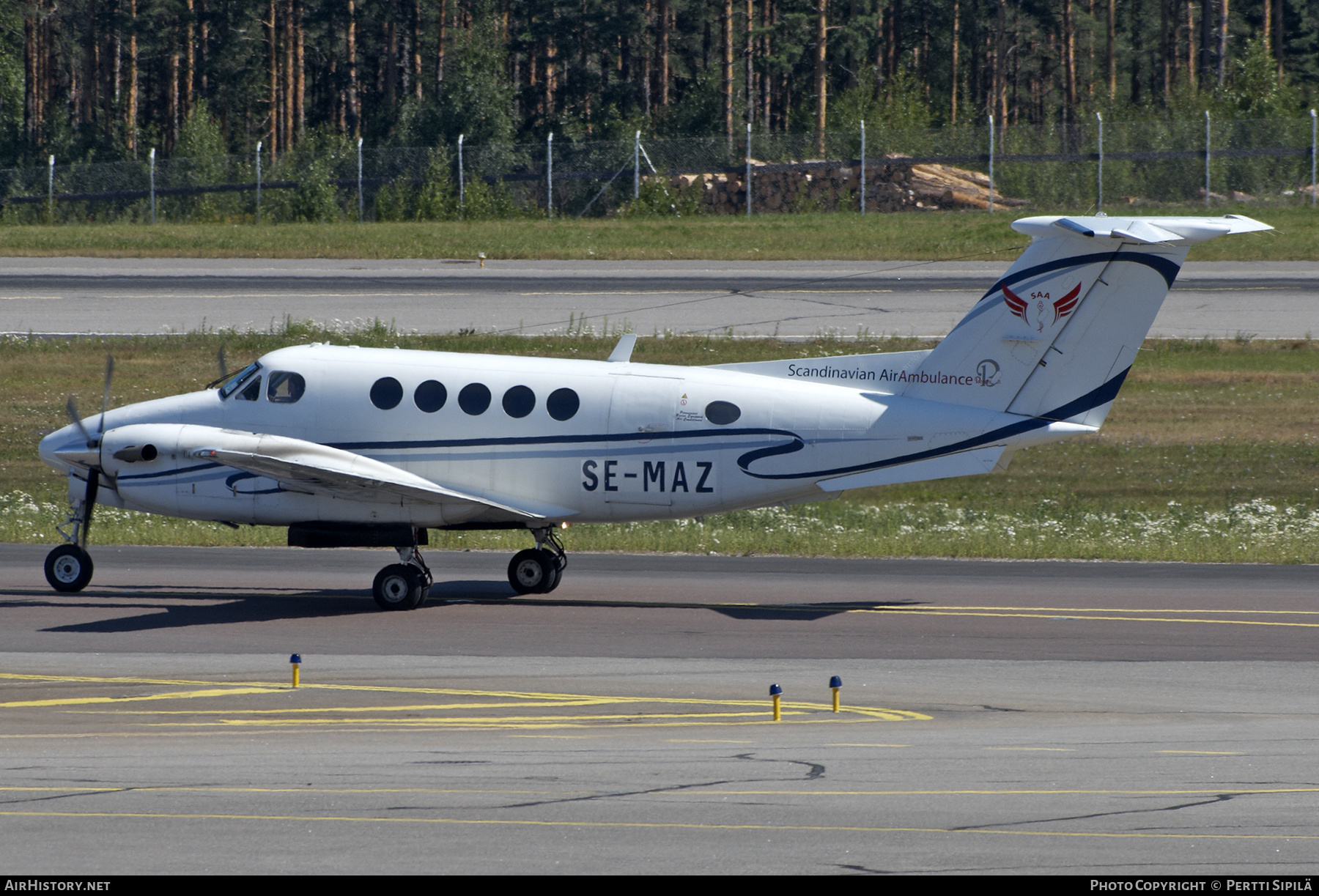Aircraft Photo of SE-MAZ | Beech B200 Super King Air | Scandinavian Air Ambulance - SAA | AirHistory.net #234539