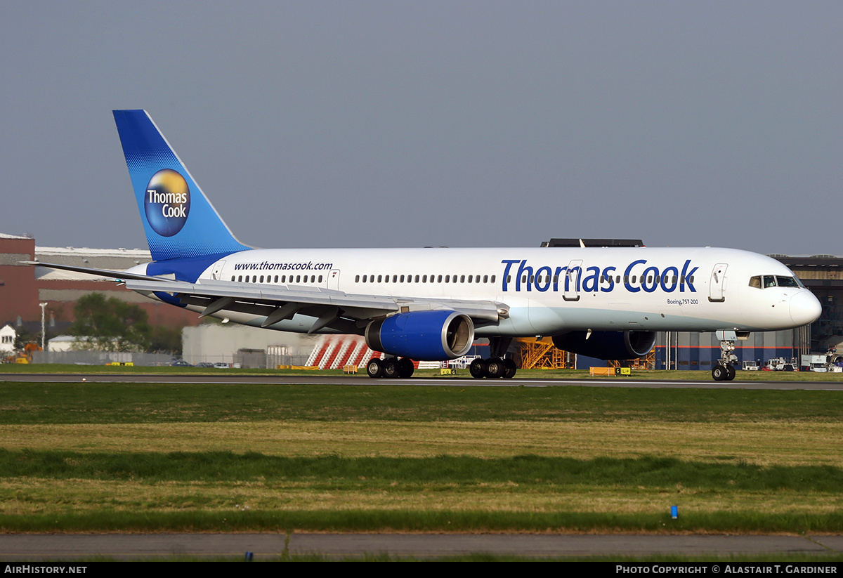 Aircraft Photo of G-FCLH | Boeing 757-28A | Thomas Cook Airlines | AirHistory.net #234554