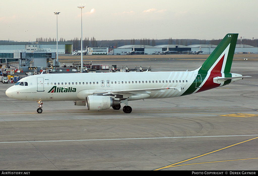 Aircraft Photo of EI-DSA | Airbus A320-216 | Alitalia | AirHistory.net #234570