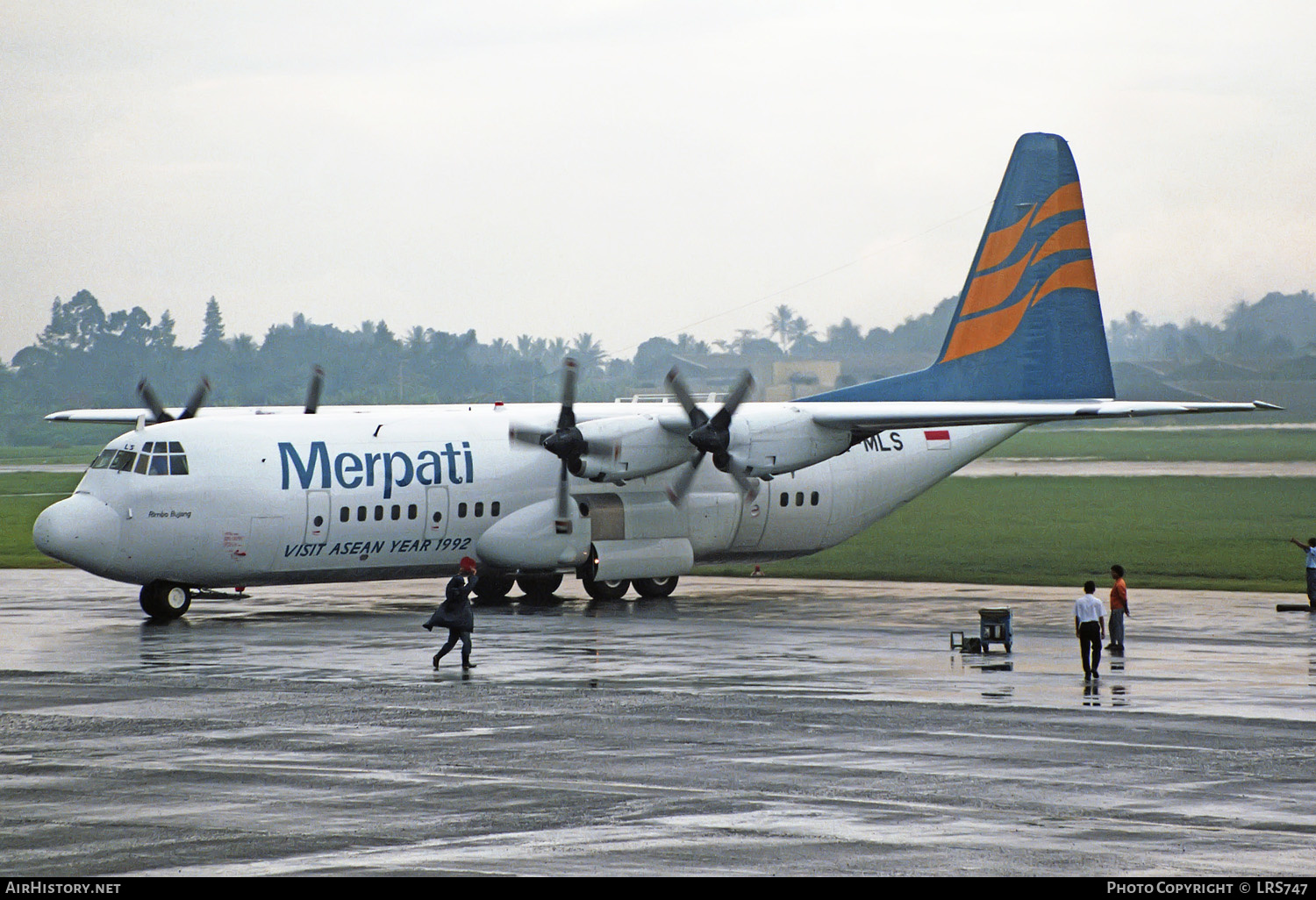 Aircraft Photo of PK-MLS | Lockheed L-100-30 Hercules (382G) | Merpati Nusantara Airlines | AirHistory.net #234712