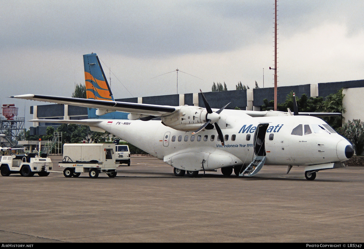 Aircraft Photo of PK-MNH | CASA/IPTN CN235-10 | Merpati Nusantara Airlines | AirHistory.net #234743