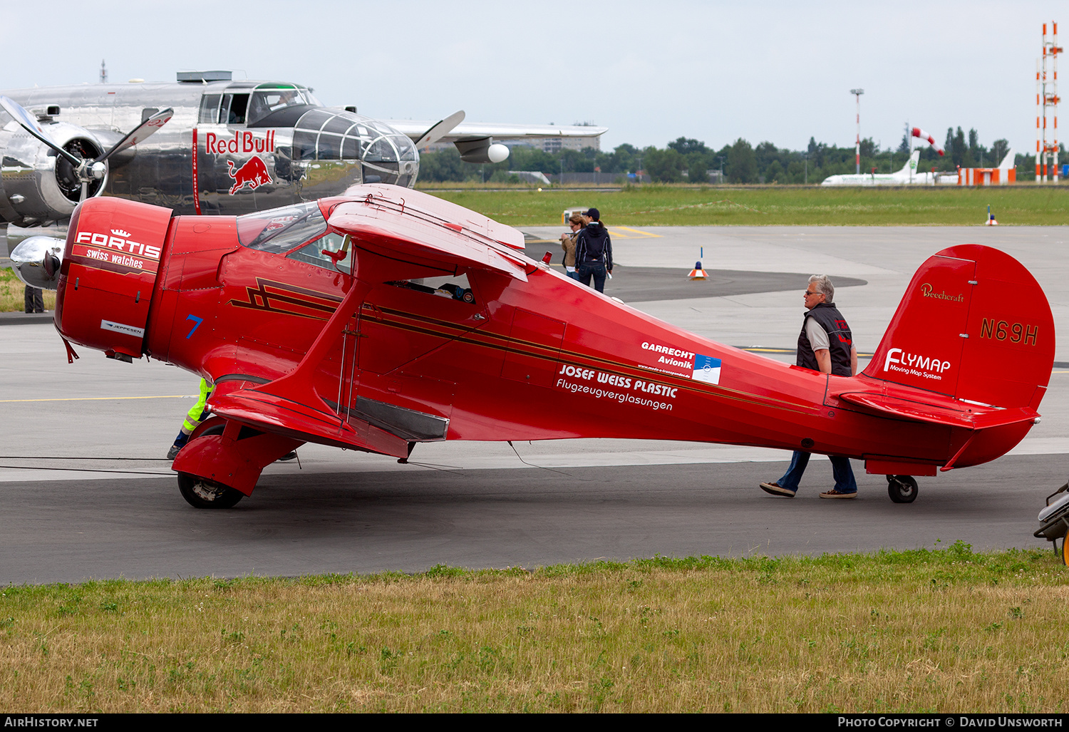 Aircraft Photo of N69H | Beech UC-43 (D17S) | AirHistory.net #234773