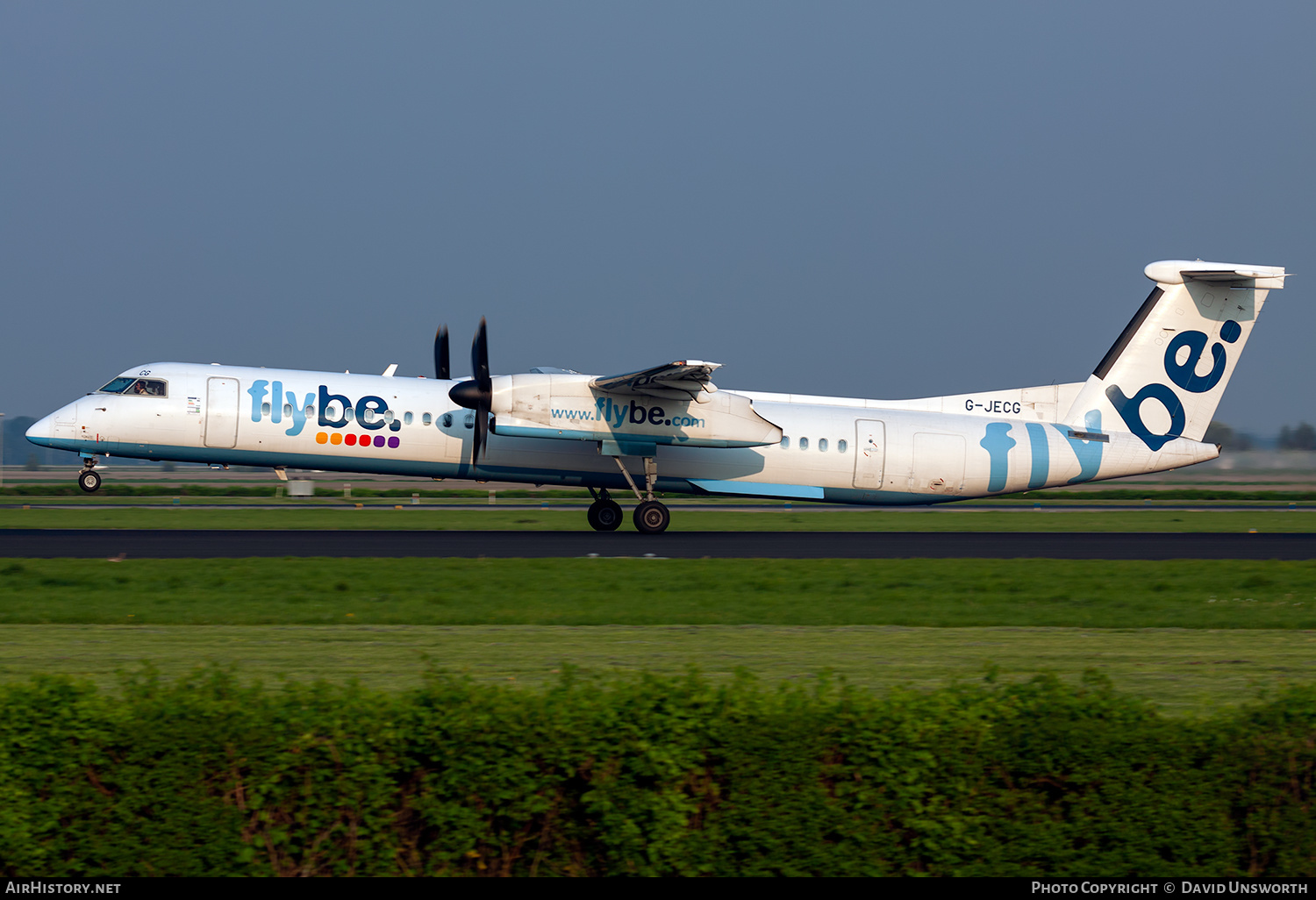 Aircraft Photo of G-JECG | Bombardier DHC-8-402 Dash 8 | Flybe | AirHistory.net #234848