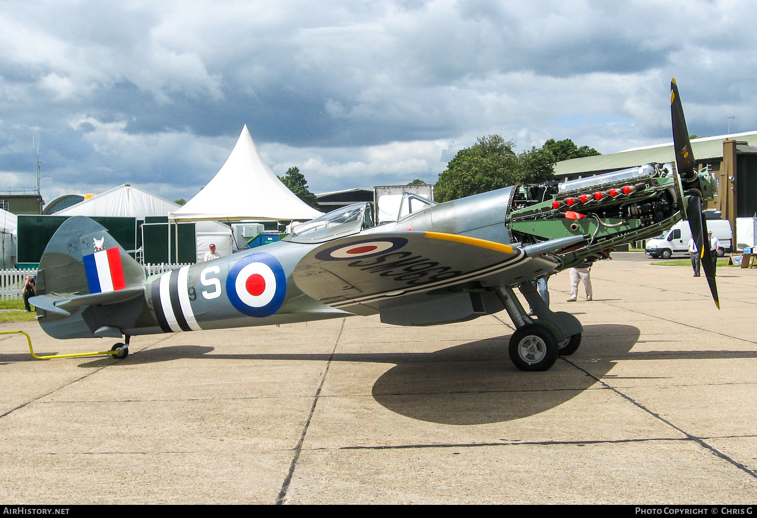 Aircraft Photo of G-BRAF / SM969 | Supermarine 394 Spitfire FR18E | UK - Air Force | AirHistory.net #234851