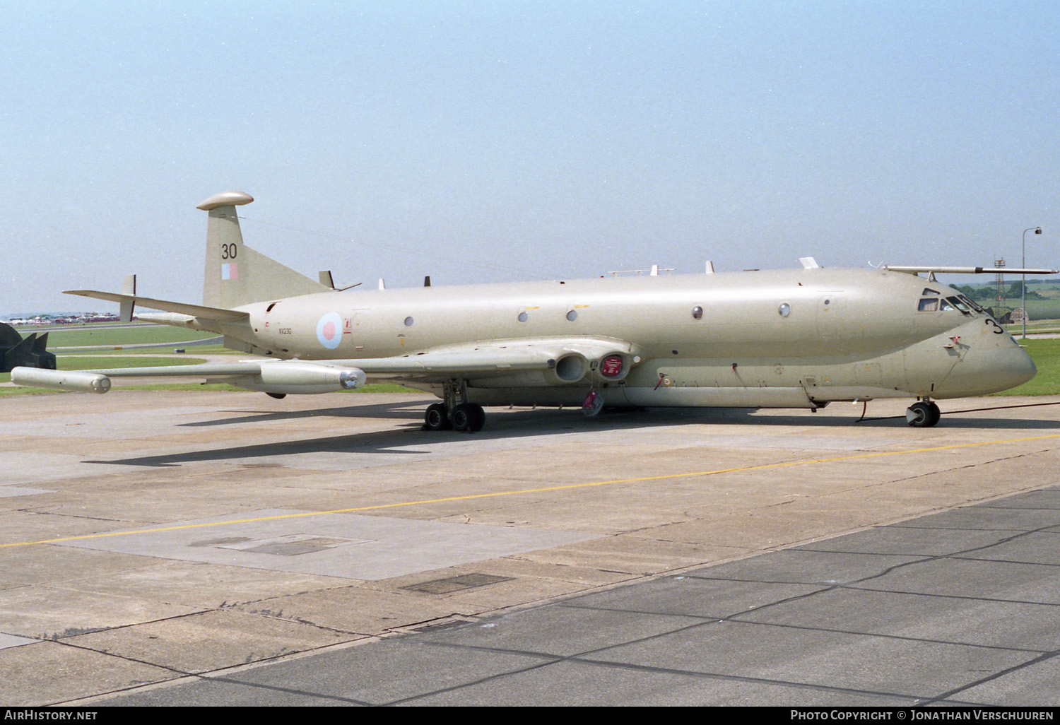 Aircraft Photo of XV230 | Hawker Siddeley HS-801 Nimrod MR.2P | UK - Air Force | AirHistory.net #234999