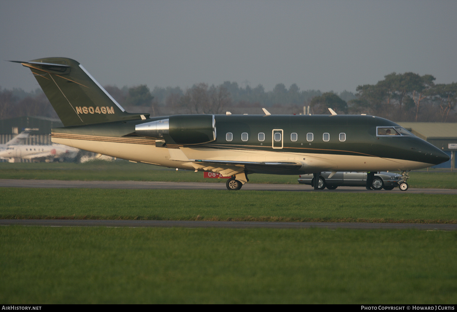 Aircraft Photo of N604GM | Bombardier Challenger 604 (CL-600-2B16) | AirHistory.net #235014