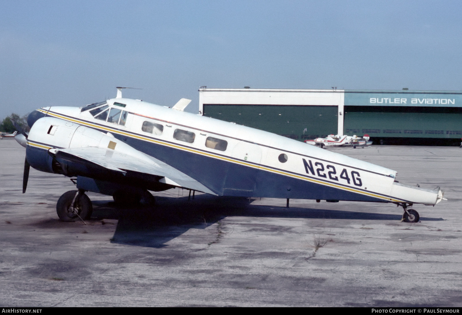 Aircraft Photo of N224G | Beech D18S | AirHistory.net #235089