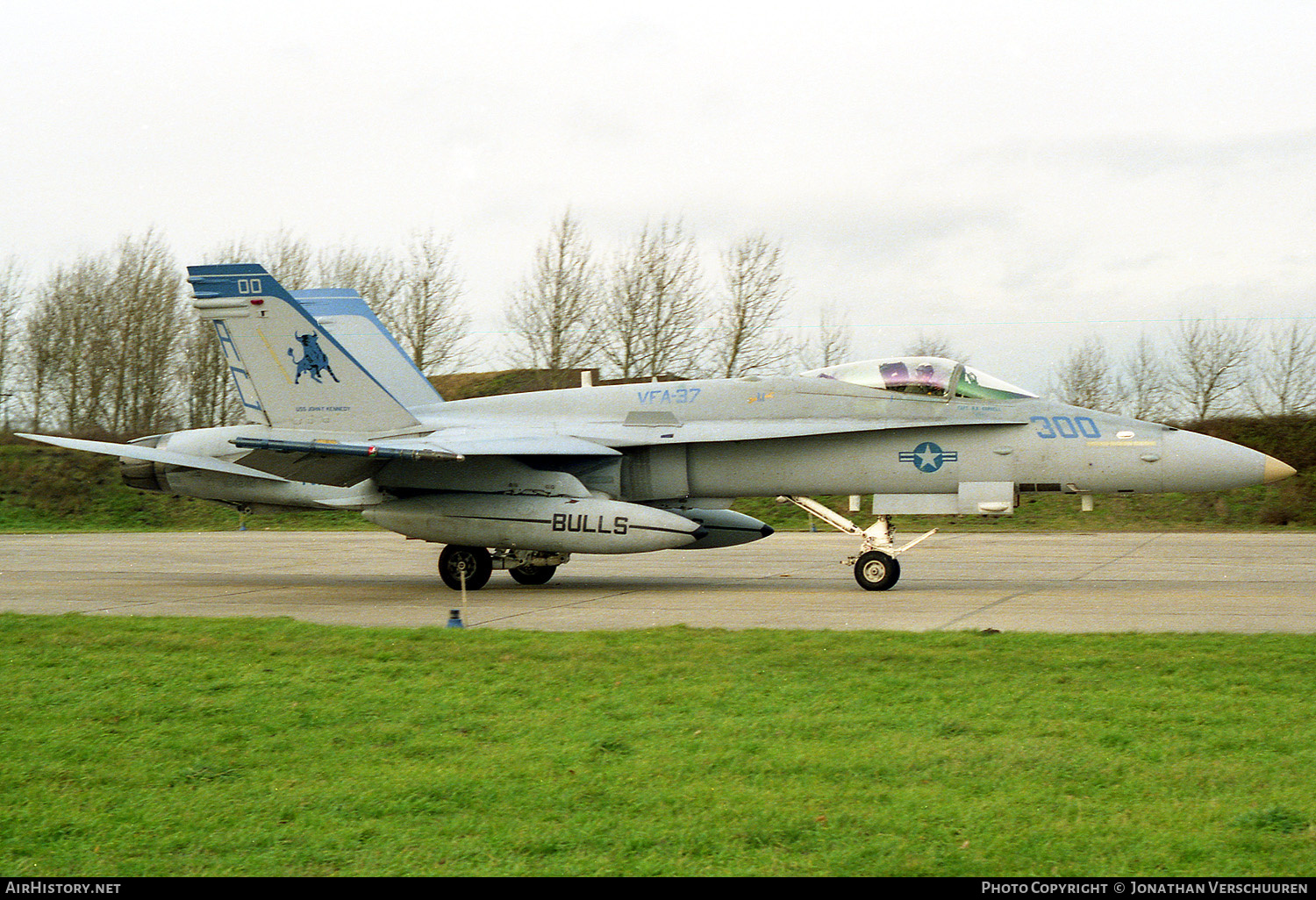 Aircraft Photo of 164240 | McDonnell Douglas F/A-18C Hornet | USA - Navy | AirHistory.net #235127