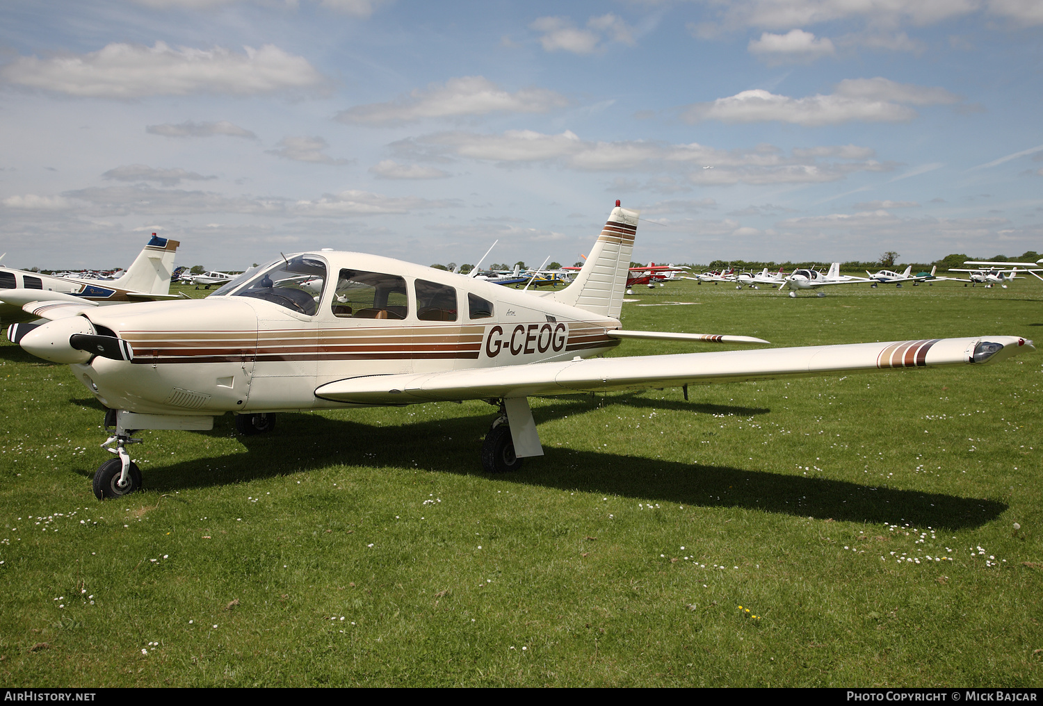 Aircraft Photo of G-CEOG | Piper PA-28R-201 Cherokee Arrow III | AirHistory.net #235173