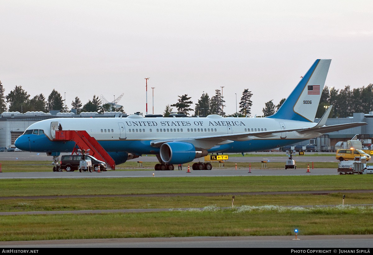 Aircraft Photo of 09-0016 | Boeing C-32A (757-200) | USA - Air Force | AirHistory.net #235186