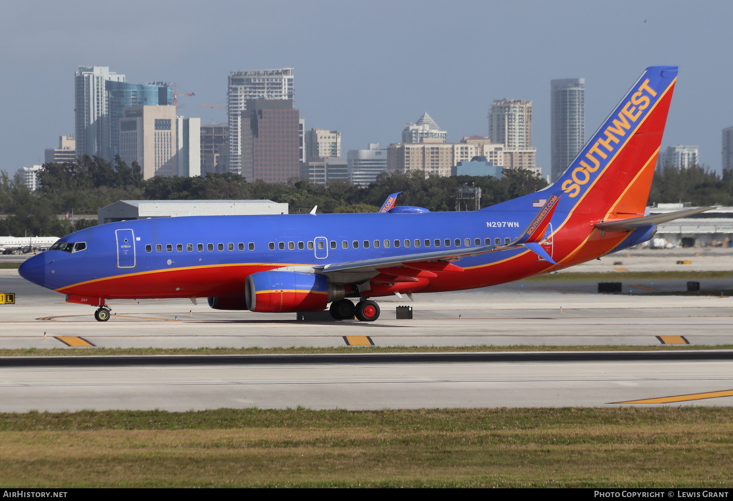 Aircraft Photo of N297WN | Boeing 737-7H4 | Southwest Airlines | AirHistory.net #235255