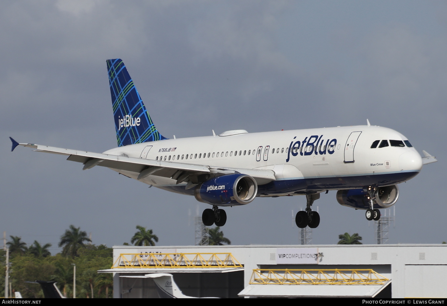 Aircraft Photo of N768JB | Airbus A320-232 | JetBlue Airways | AirHistory.net #235273
