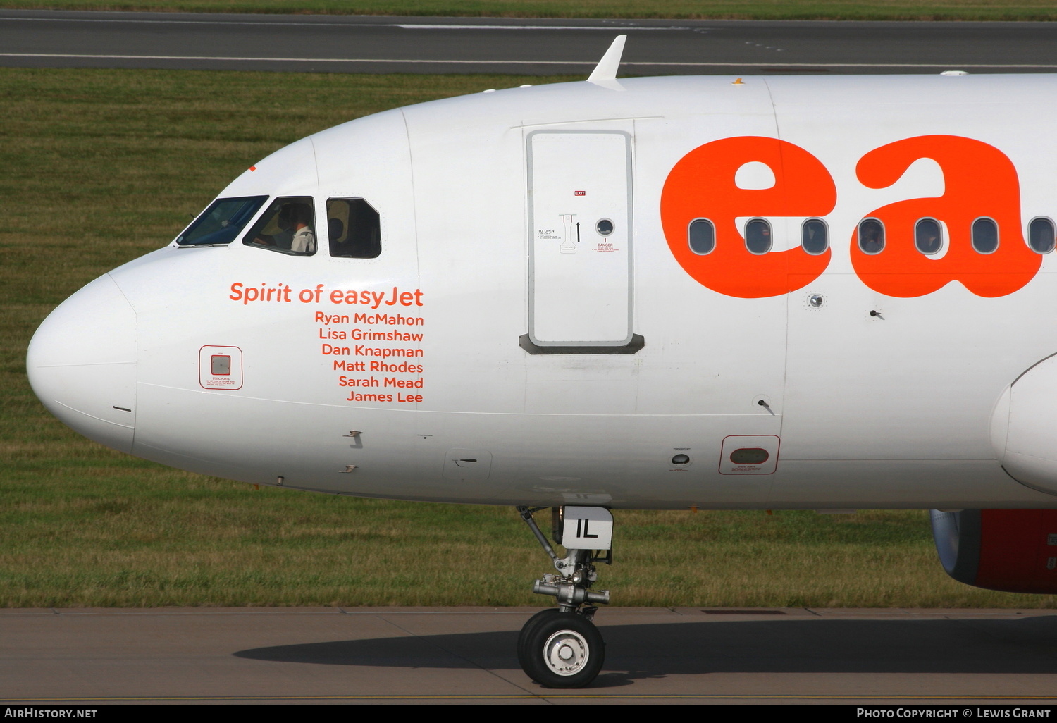 Aircraft Photo of G-EZIL | Airbus A319-111 | EasyJet | AirHistory.net #235295