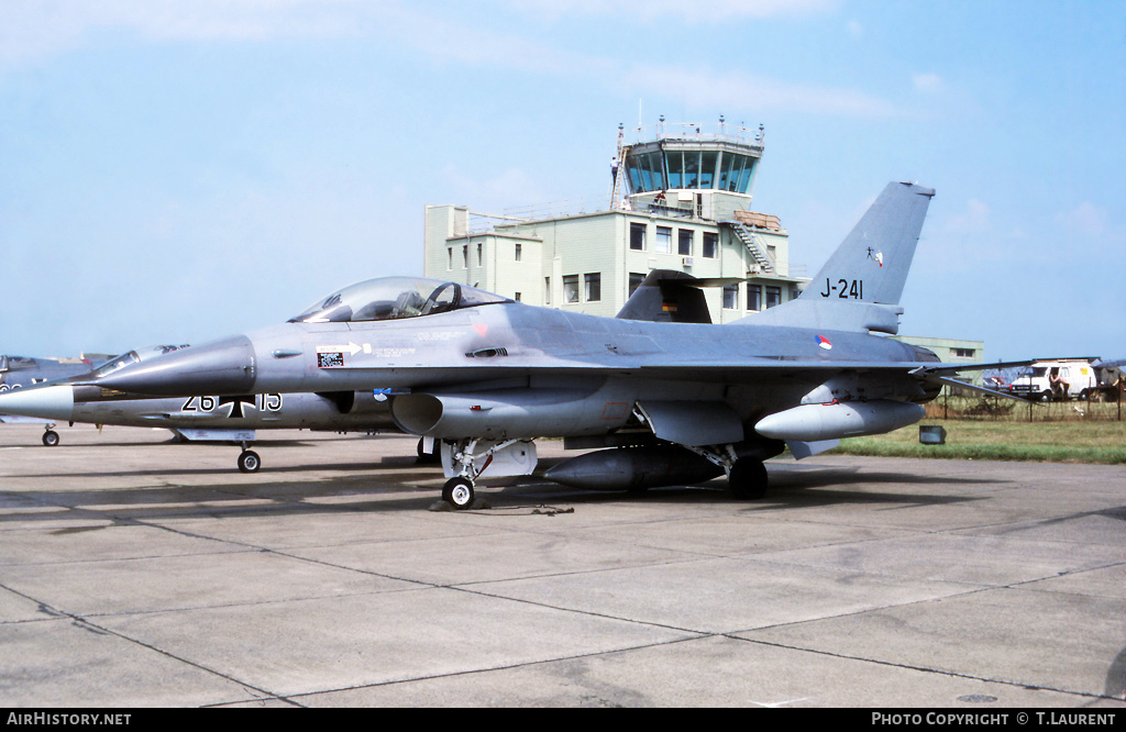 Aircraft Photo of J-241 | General Dynamics F-16A Fighting Falcon | Netherlands - Air Force | AirHistory.net #235299
