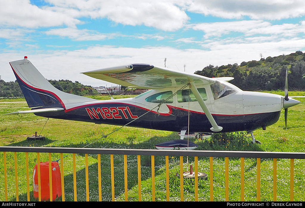Aircraft Photo of N182TL | Cessna 182J Skylane | AirHistory.net #235403