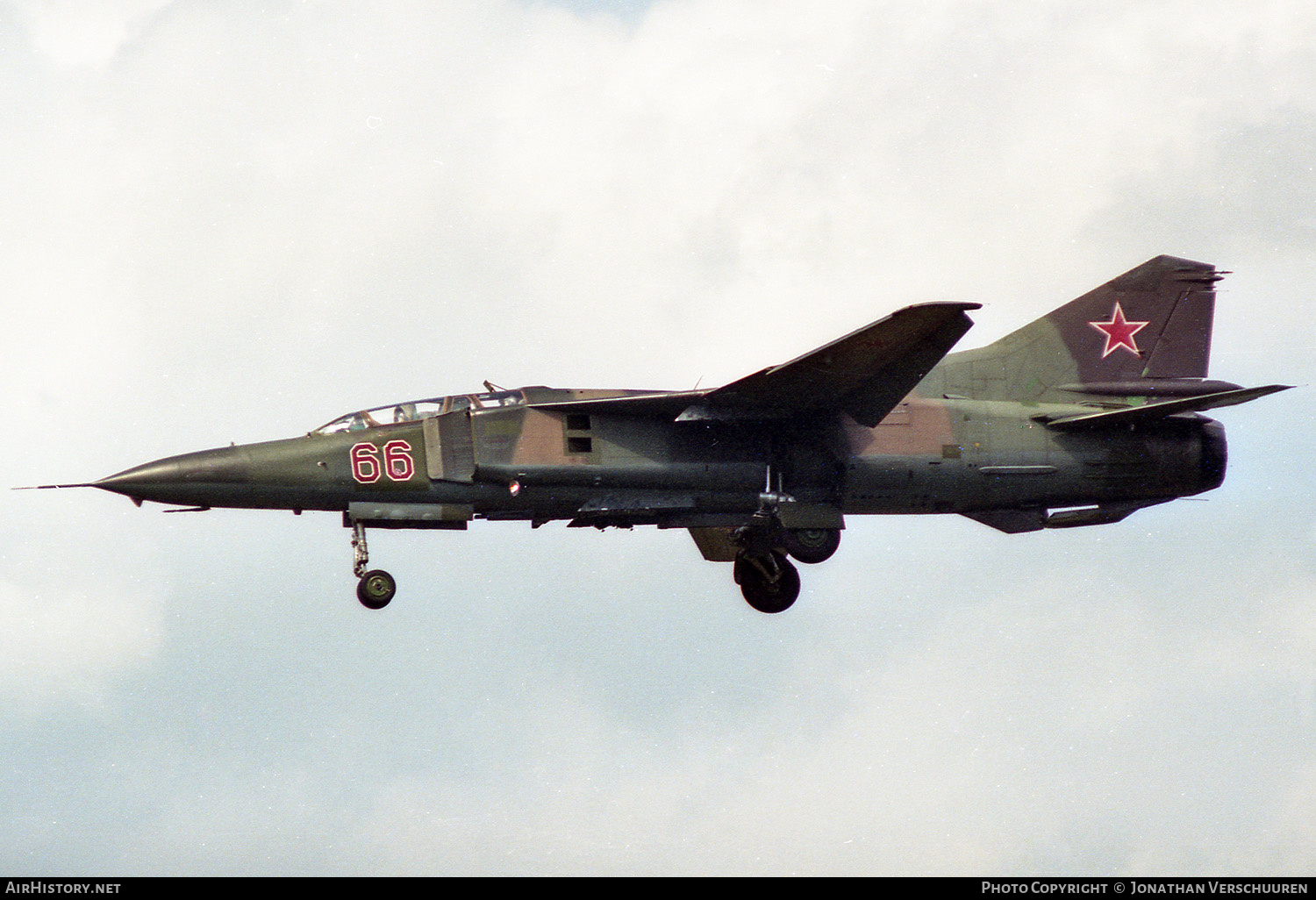Aircraft Photo of 66 red | Mikoyan-Gurevich MiG-23UB | Soviet Union - Air Force | AirHistory.net #235431