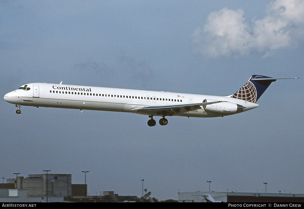 Aircraft Photo of N35836 | McDonnell Douglas MD-82 (DC-9-82) | Continental Airlines | AirHistory.net #235451