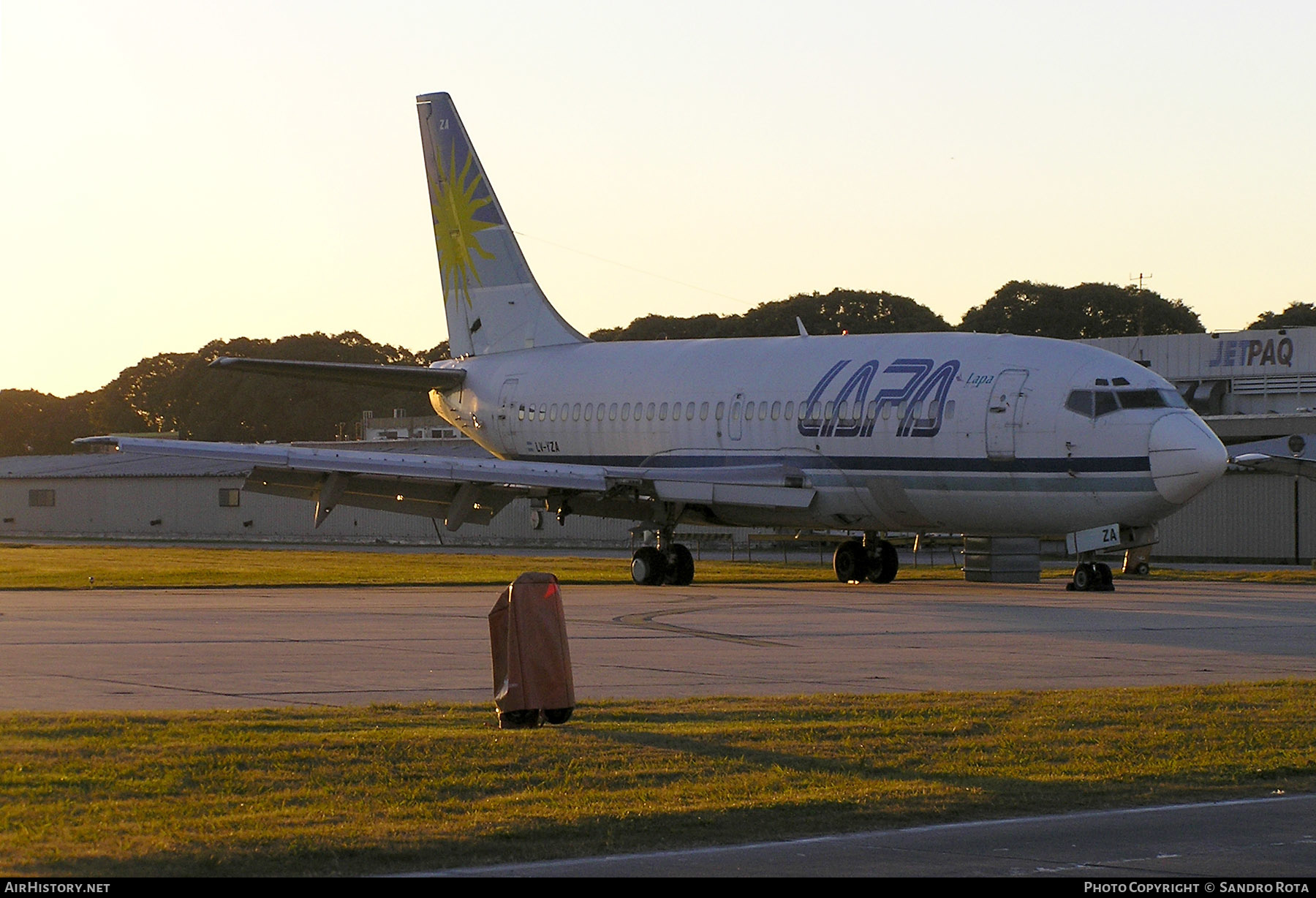 Aircraft Photo of LV-YZA | Boeing 737-204/Adv | LAPA - Líneas Aéreas Privadas Argentinas | AirHistory.net #235459