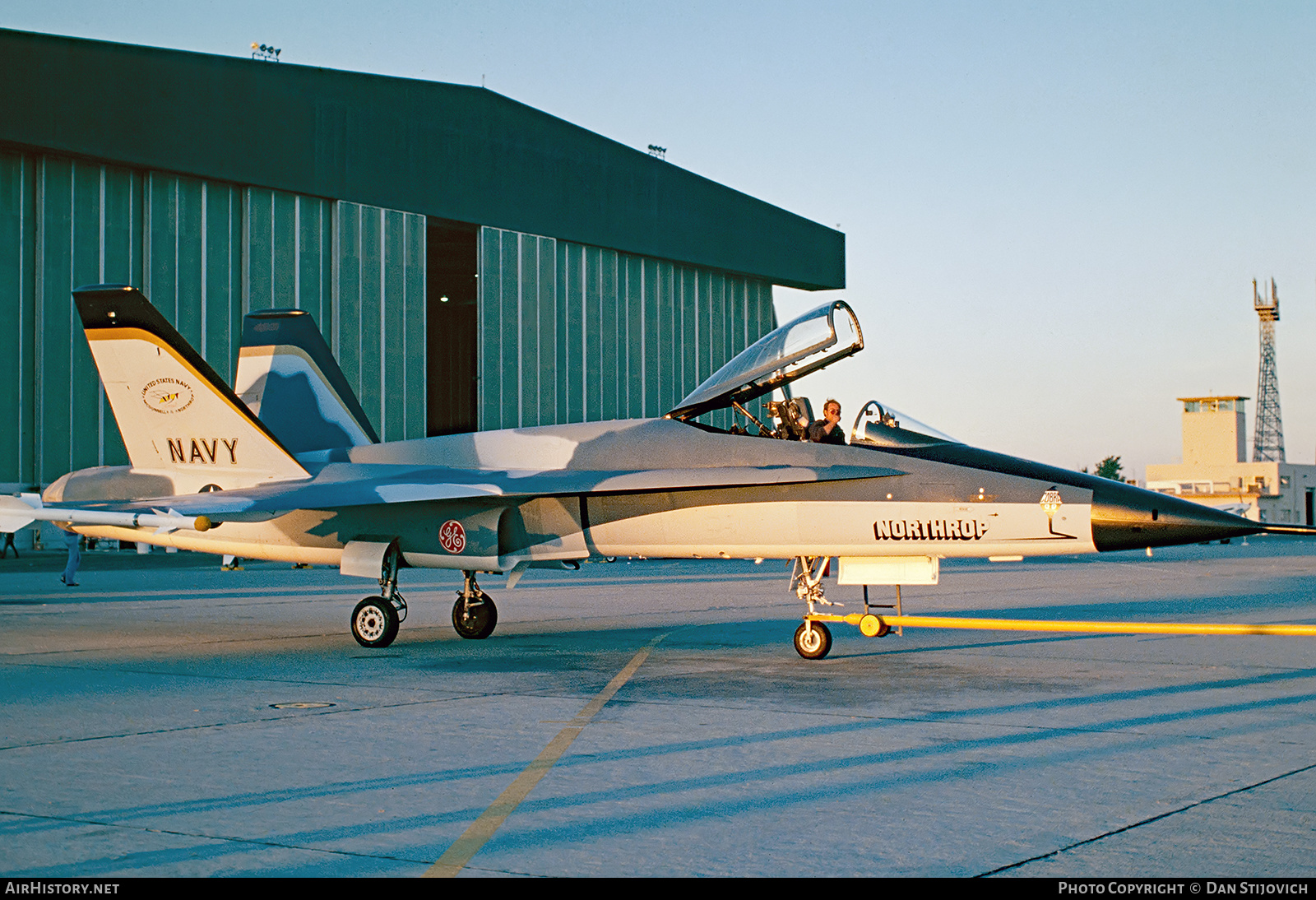 Aircraft Photo of 201570 | Northrop YF-17A Cobra | USA - Navy | AirHistory.net #235536