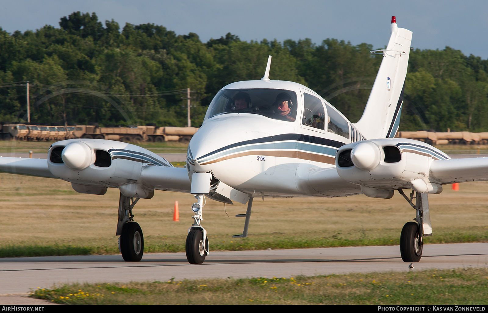 Aircraft Photo of N77SP | Cessna 310K | AirHistory.net #235576