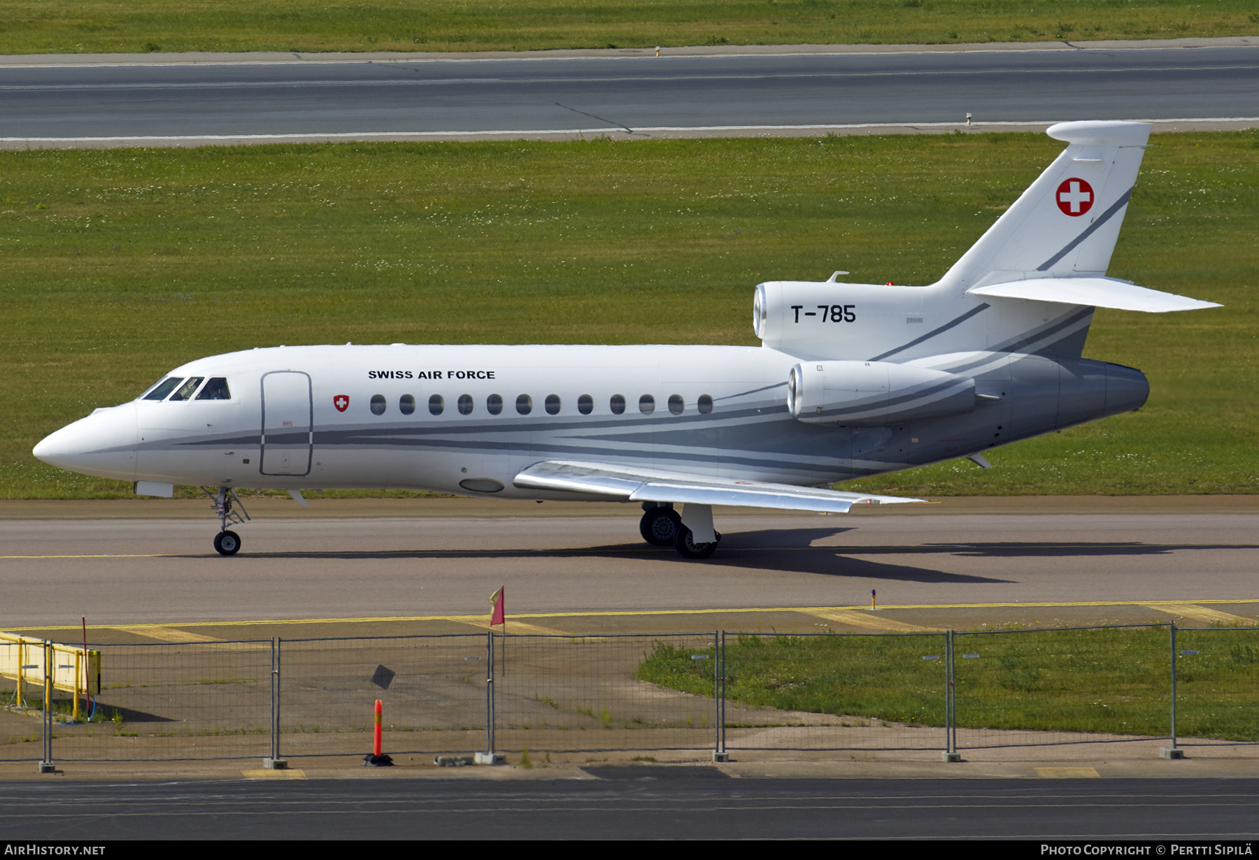 Aircraft Photo of T-785 | Dassault Falcon 900EX EASy | Switzerland - Air Force | AirHistory.net #235600