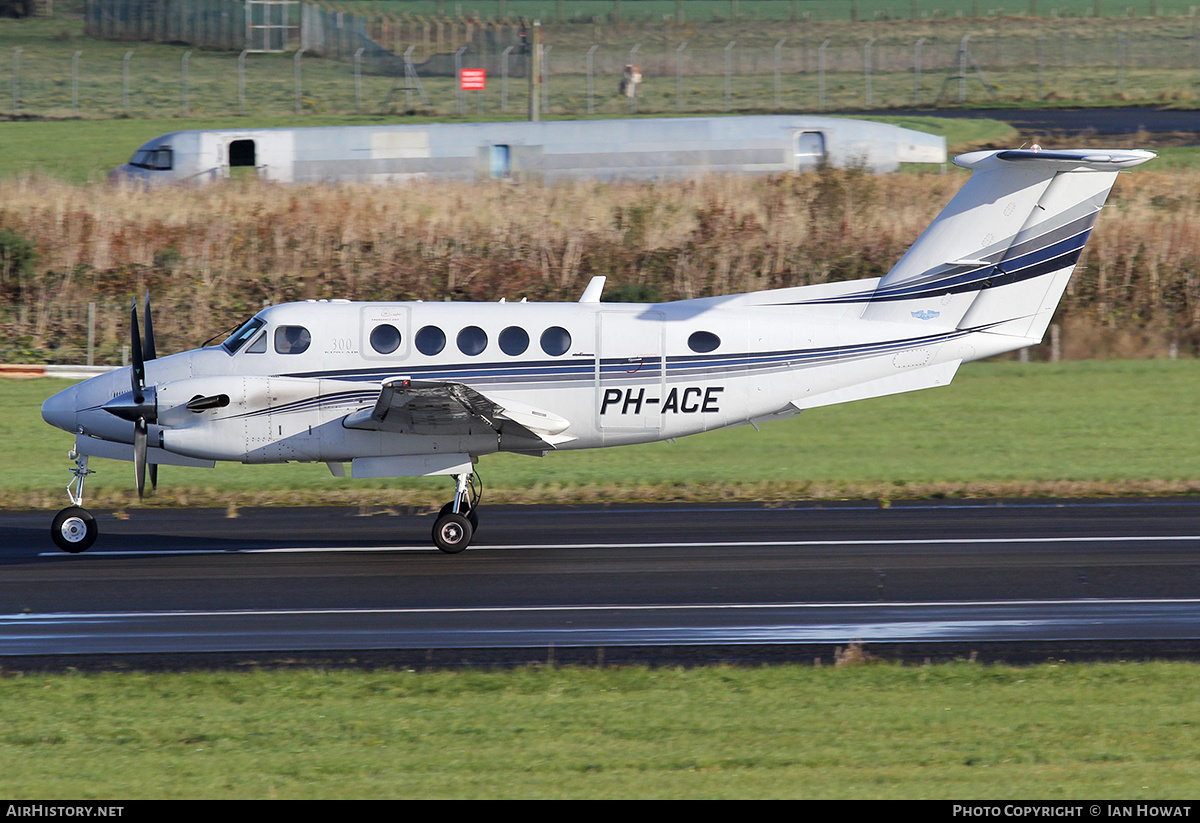Aircraft Photo of PH-ACE | Beech Super King Air 300 | AirHistory.net #235707