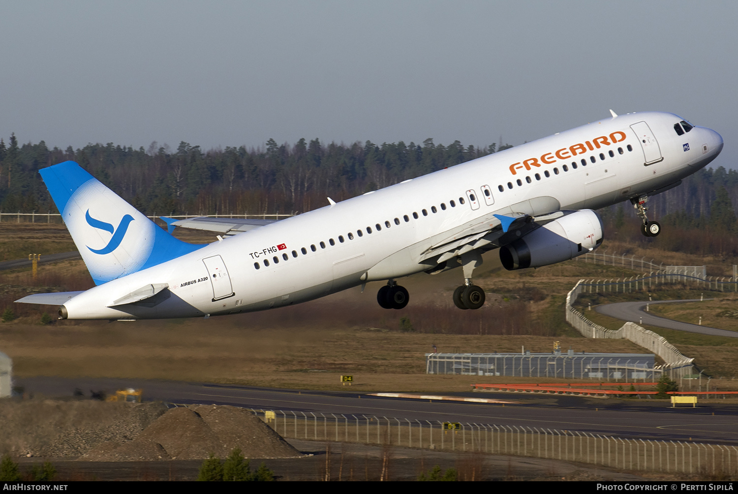 Aircraft Photo of TC-FHG | Airbus A320-232 | Freebird Airlines | AirHistory.net #235752