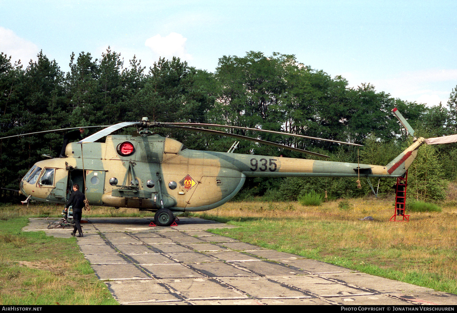 Aircraft Photo of 935 | Mil Mi-8TB | East Germany - Air Force | AirHistory.net #235803