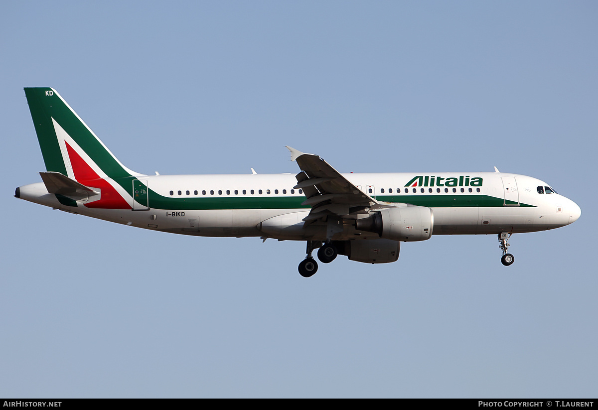 Aircraft Photo of I-BIKD | Airbus A320-214 | Alitalia | AirHistory.net #235882