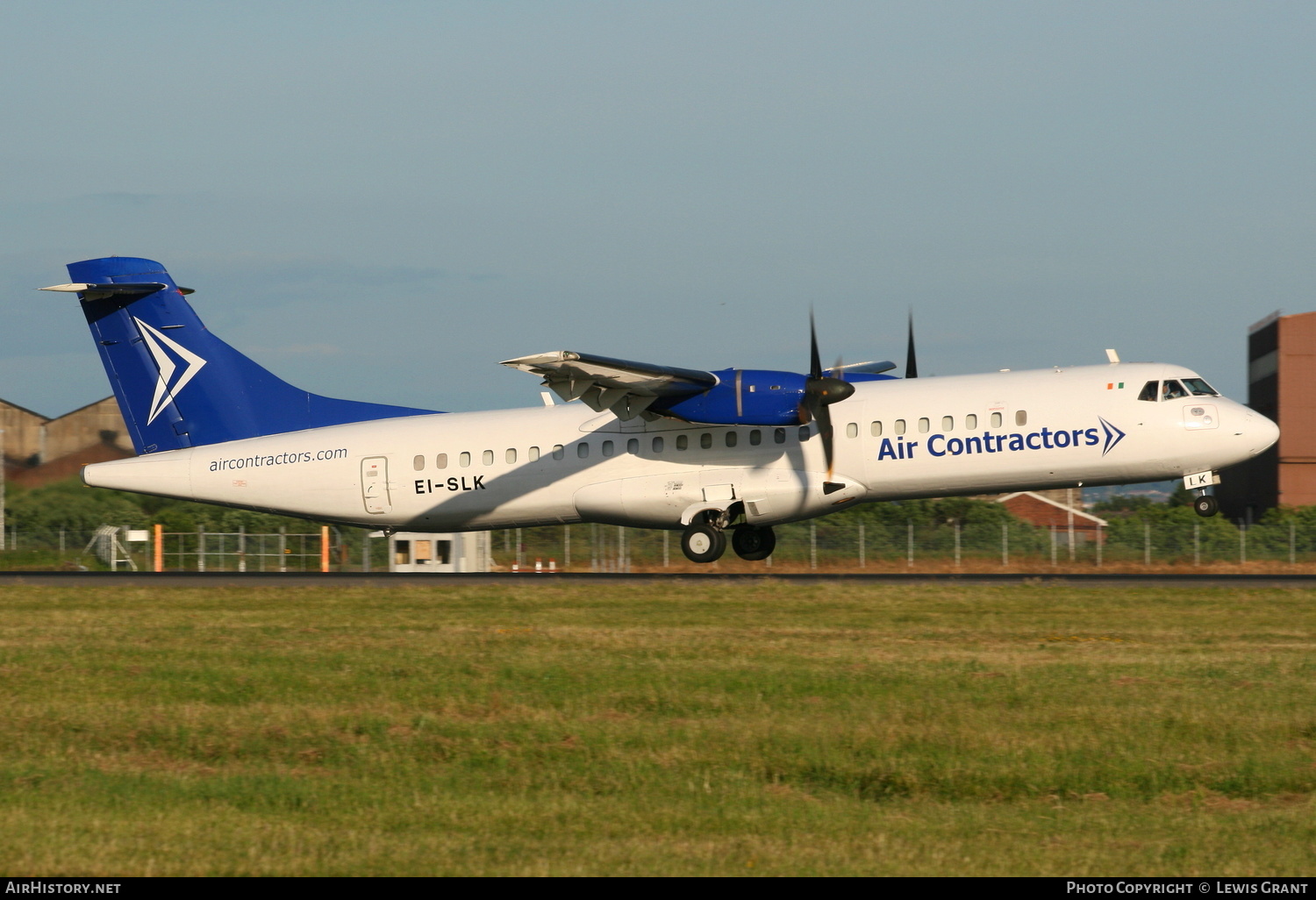 Aircraft Photo of EI-SLK | ATR ATR-72-202/F | Air Contractors | AirHistory.net #235924