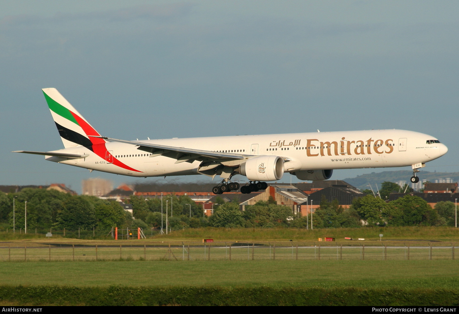 Aircraft Photo of A6-ECU | Boeing 777-31H/ER | Emirates | AirHistory.net #235925
