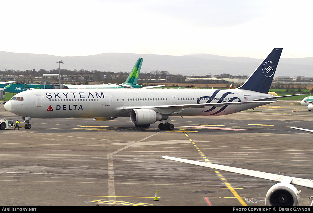 Aircraft Photo of N844MH | Boeing 767-432/ER | Delta Air Lines | AirHistory.net #235942