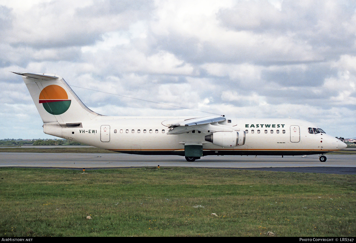 Aircraft Photo of VH-EWI | British Aerospace BAe-146-300 | East-West Airlines | AirHistory.net #235971
