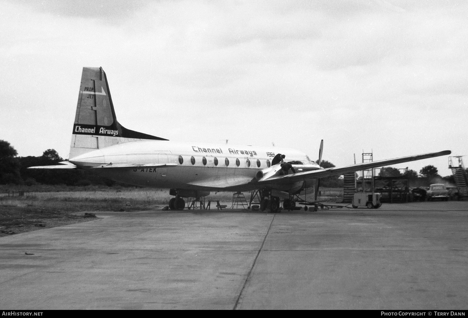 Aircraft Photo of G-ATEK | Hawker Siddeley HS-748 Srs2/222 | Channel Airways | AirHistory.net #235984