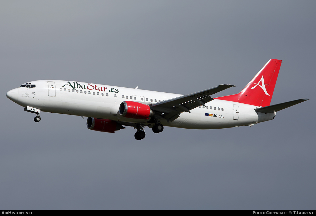 Aircraft Photo of EC-LAV | Boeing 737-408 | AlbaStar | AirHistory.net #236049