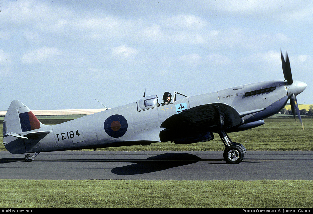 Aircraft Photo of G-MXVI / TE184 | Supermarine 361 Spitfire LF16E | UK - Air Force | AirHistory.net #236064