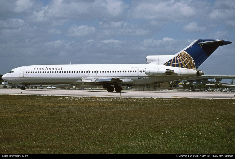 Aircraft Photo of N79749 | Boeing 727-224 | Continental Airlines | AirHistory.net #236070