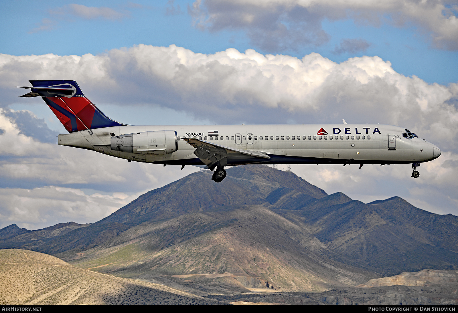 Aircraft Photo of N906AT | Boeing 717-231 | Delta Air Lines | AirHistory.net #236123