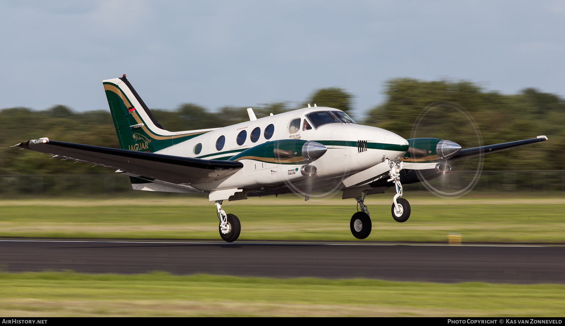 Aircraft Photo of D-INAS | Raytheon C90B King Air | AirHistory.net #236135