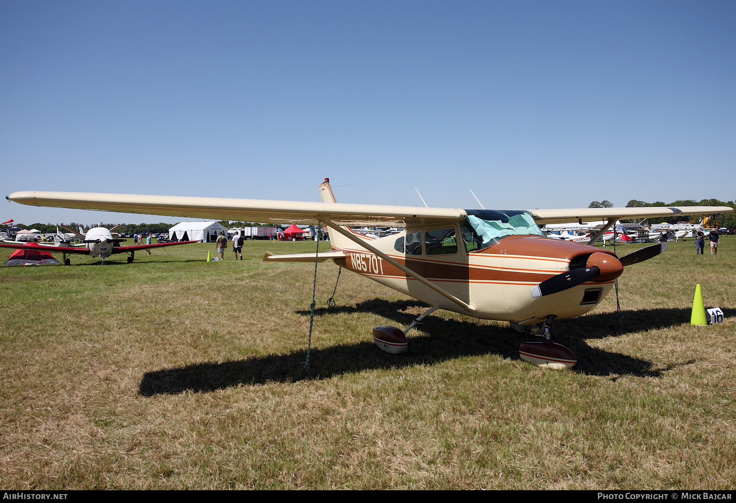 Aircraft Photo of N8570T | Cessna 182C | AirHistory.net #236265