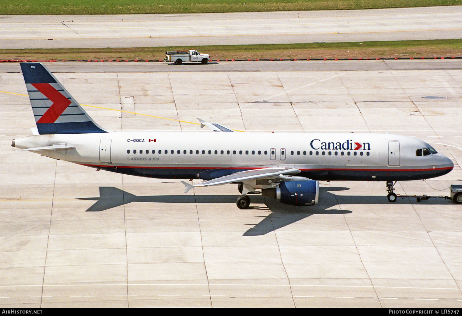 Aircraft Photo of C-GQCA | Airbus A320-211 | Canadian Airlines | AirHistory.net #236300