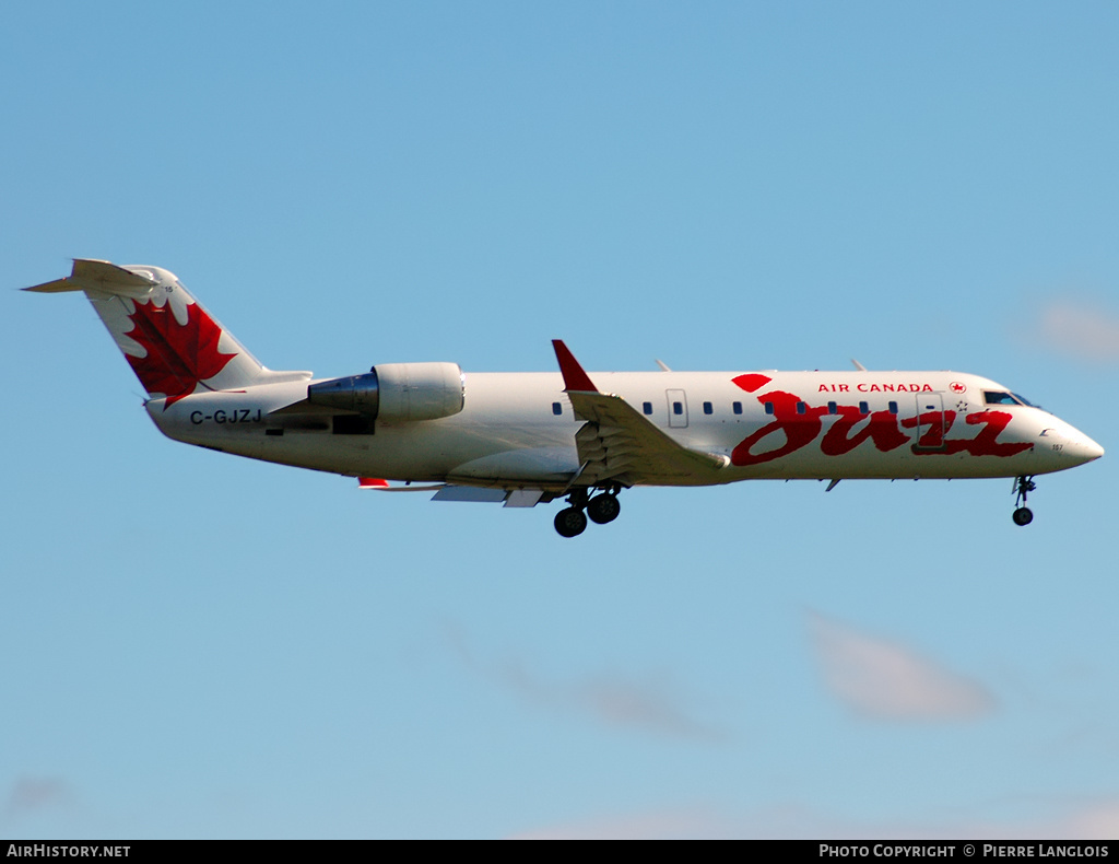 Aircraft Photo of C-GJZJ | Bombardier CRJ-200ER (CL-600-2B19) | Air Canada Jazz | AirHistory.net #236383