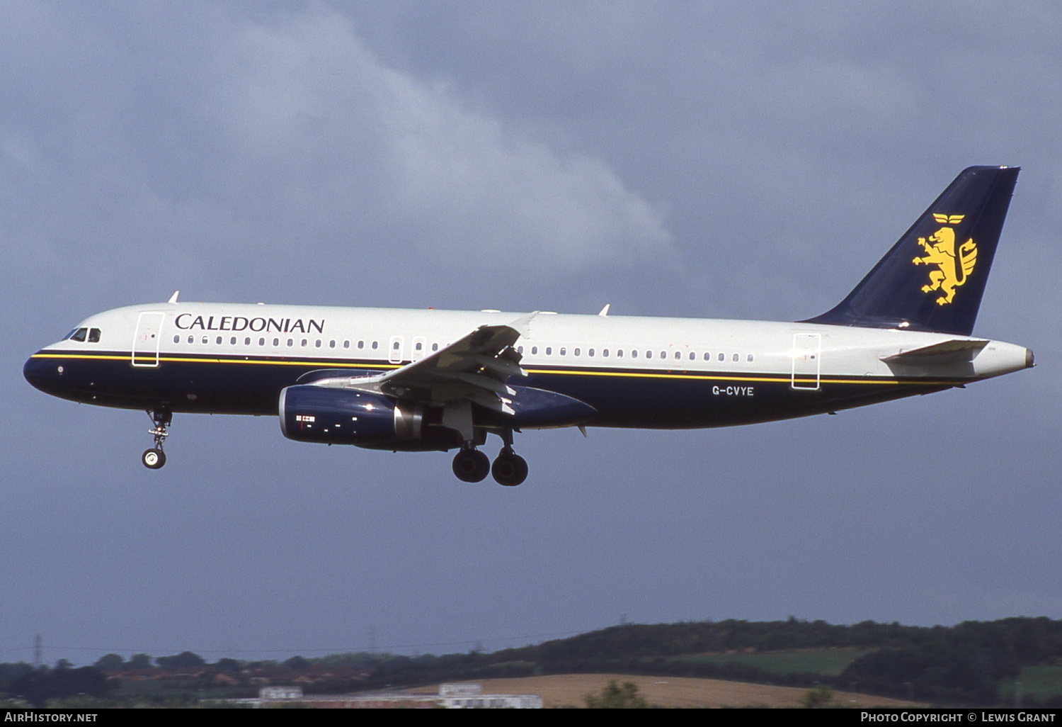 Aircraft Photo of G-CVYE | Airbus A320-231 | Caledonian Airways | AirHistory.net #236421