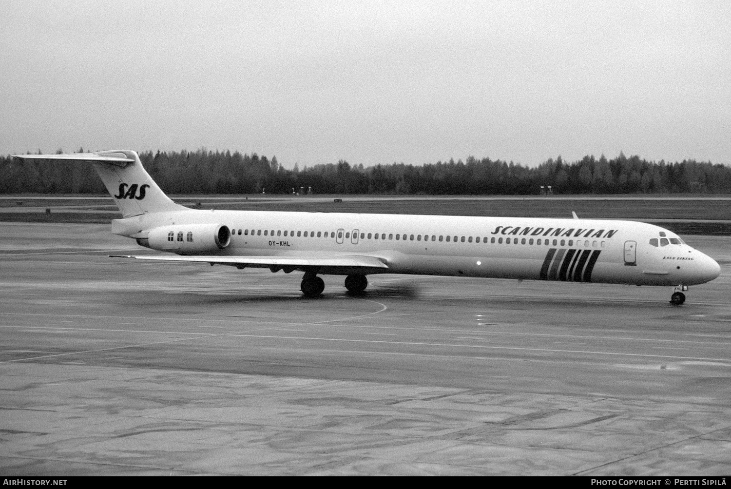 Aircraft Photo of OY-KHL | McDonnell Douglas MD-81 (DC-9-81) | Scandinavian Airlines - SAS | AirHistory.net #236465