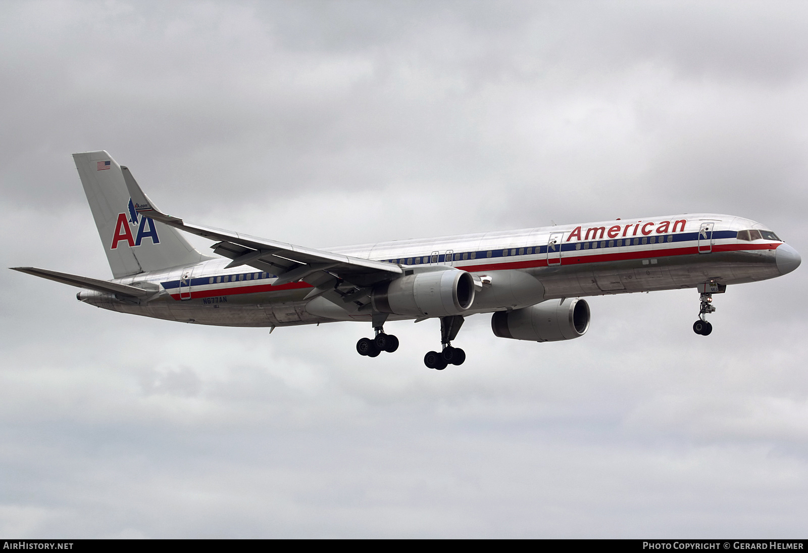 Aircraft Photo of N677AN | Boeing 757-223 | American Airlines | AirHistory.net #236474