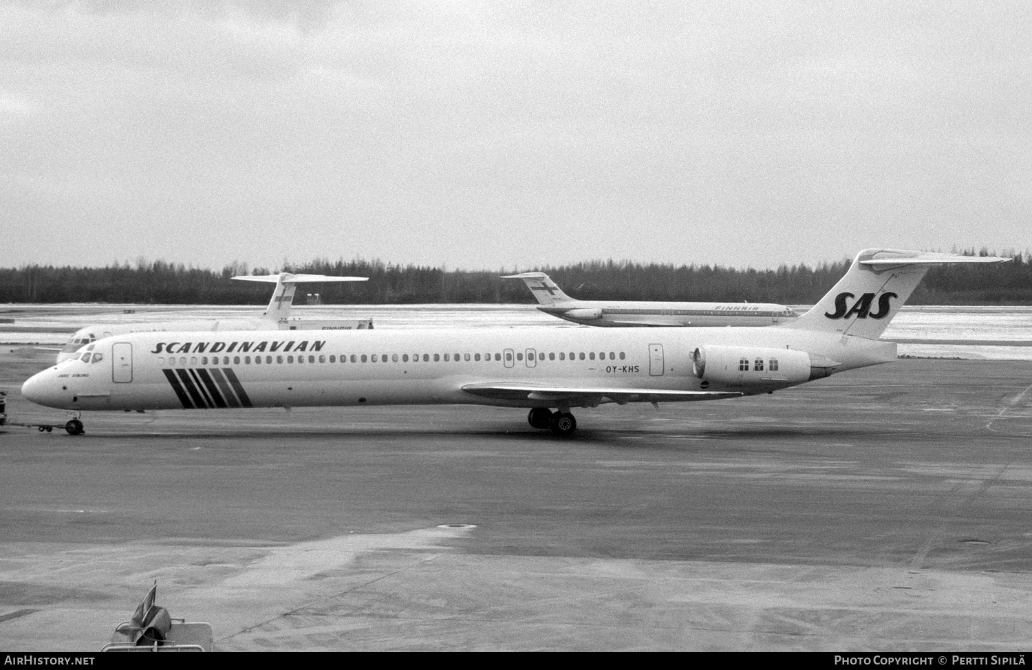 Aircraft Photo of OY-KHS | McDonnell Douglas MD-81 (DC-9-81) | Scandinavian Airlines - SAS | AirHistory.net #236481