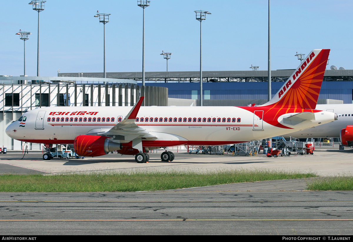Aircraft Photo of VT-EXD | Airbus A320-214 | Air India | AirHistory.net #236570