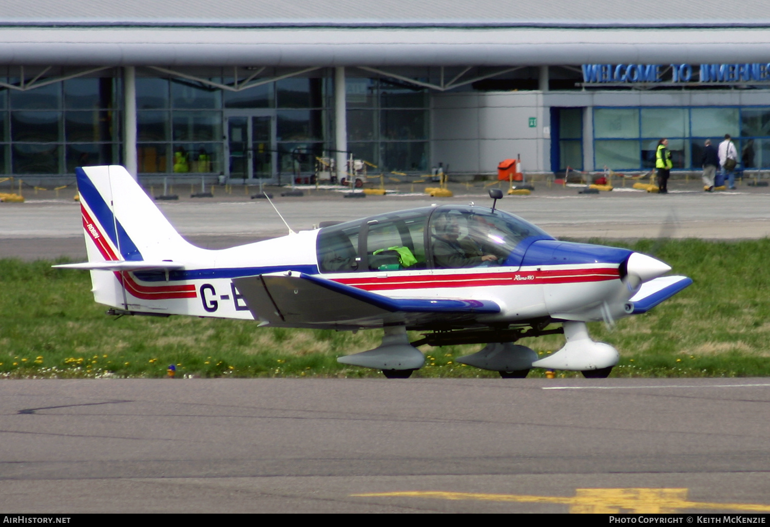 Aircraft Photo of G-ELUN | Robin DR-400-180R Remorqueur | AirHistory.net #236682