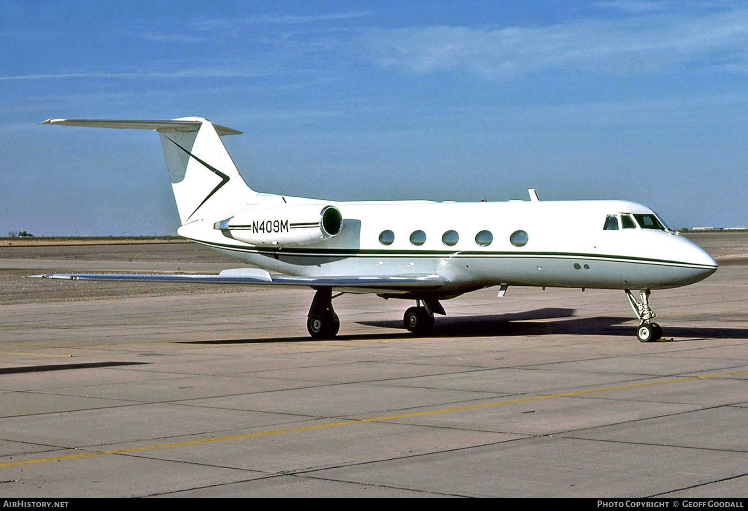 Aircraft Photo of N409M | Grumman G-1159 Gulfstream II | AirHistory.net #236692