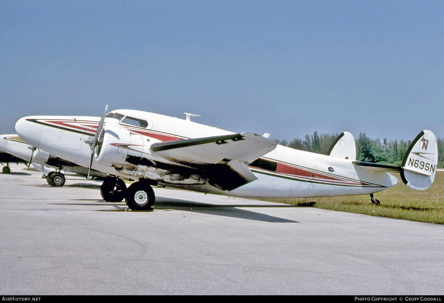 Aircraft Photo of N69SN | Lear Learstar II | AirHistory.net #236696